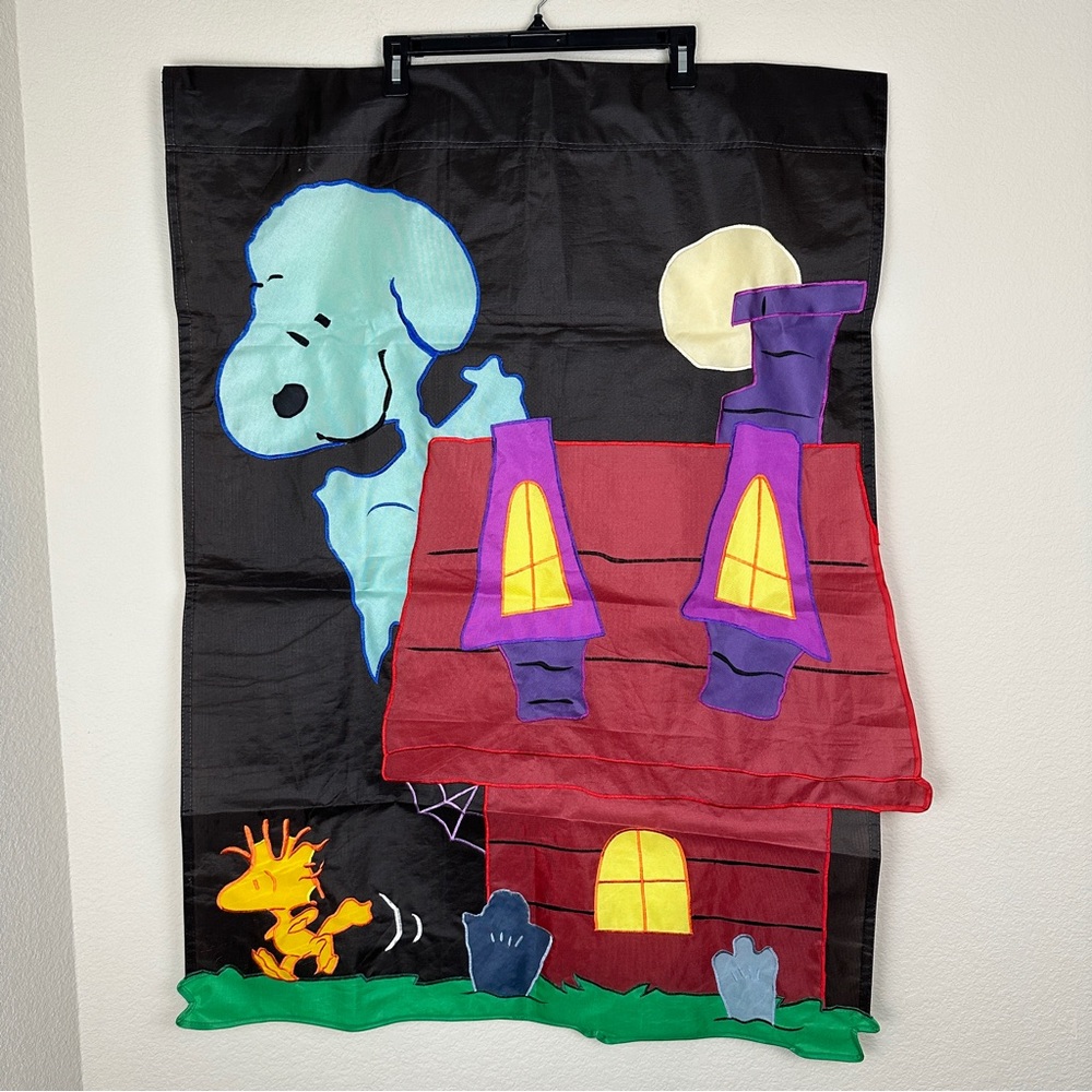 Vintage Snoopy Embroidered Haunted House Halloween Large House Flag 28"x40"
